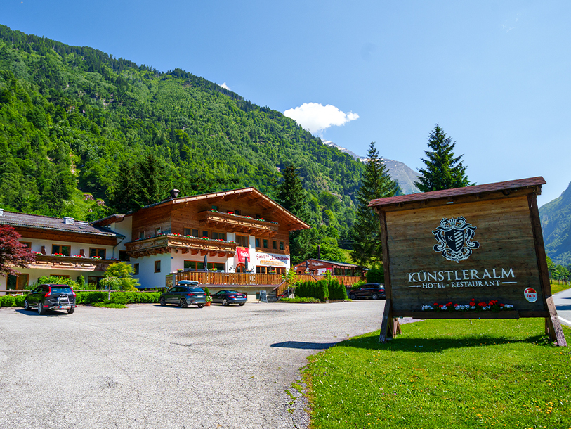 hotel kunstleralm
