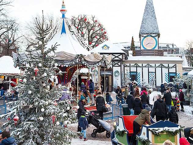 julmarknad pa tivoli i kopenhamn